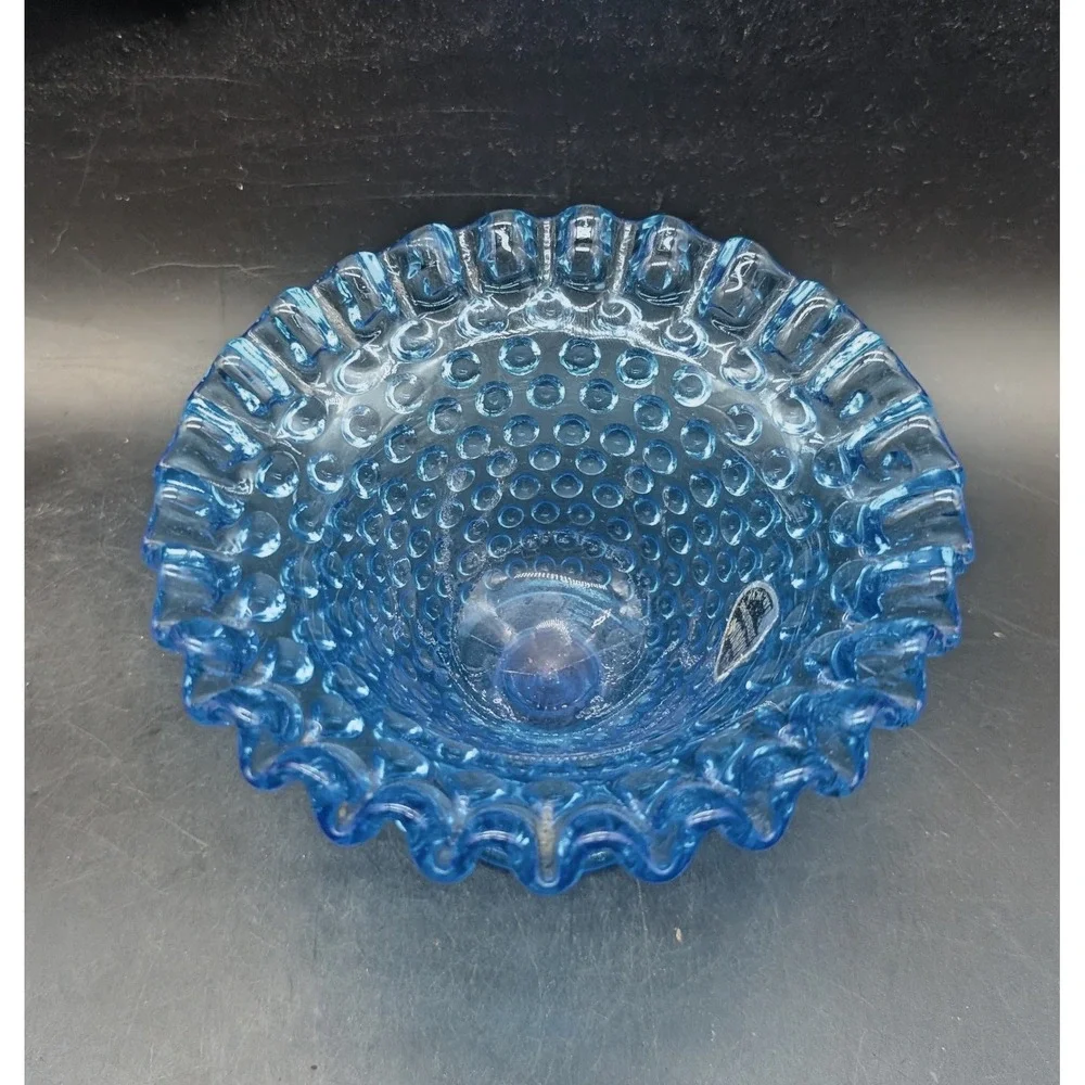 Kanawha blue glass
